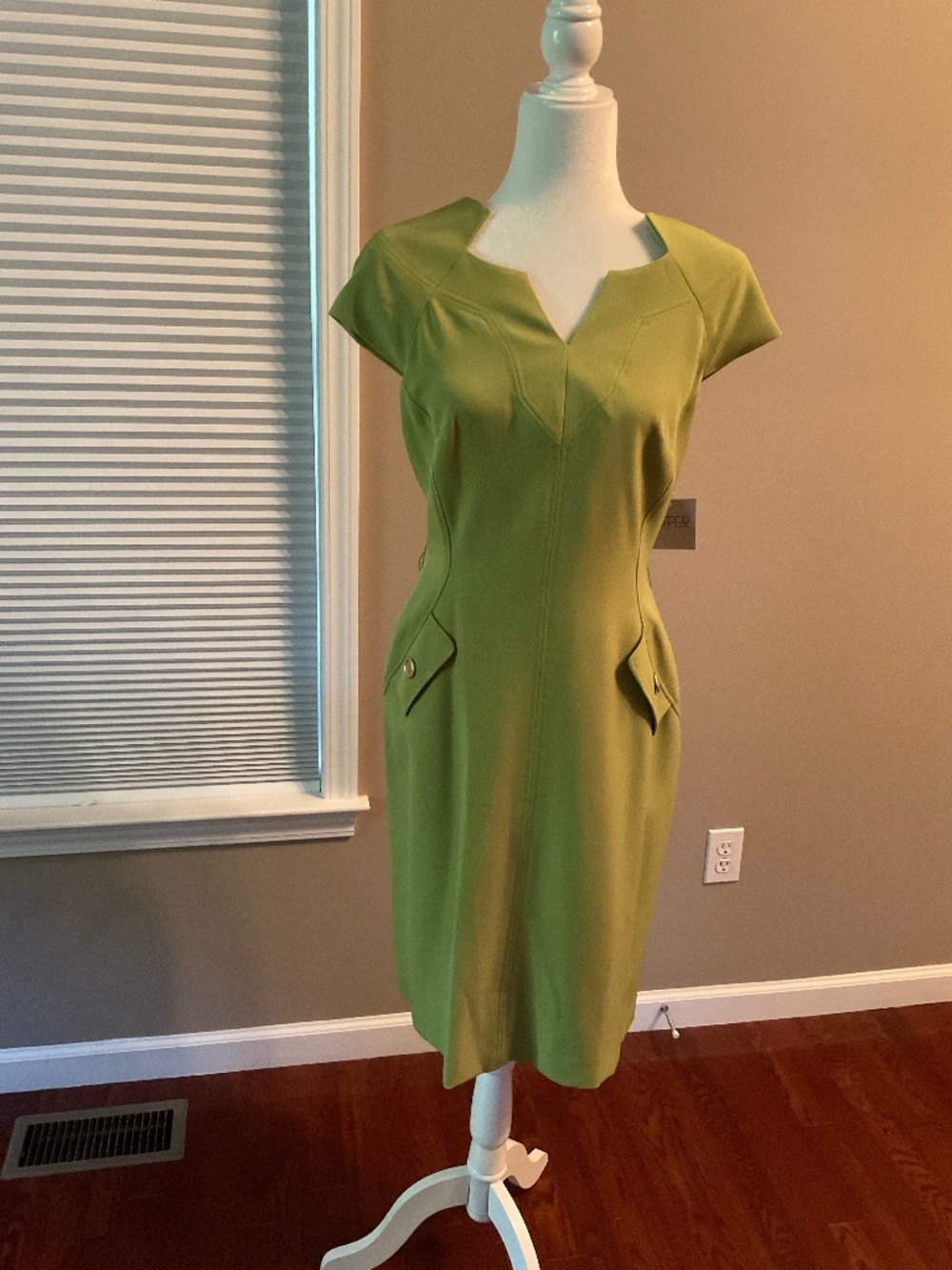 Kasper Dress Palm Green Size 10 - New with Tags